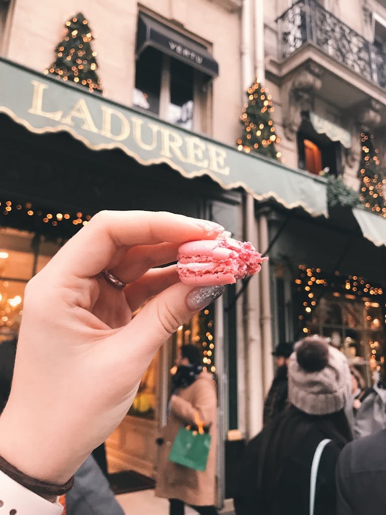 classy French Christmas nails elegant white manicure winter holiday 2025