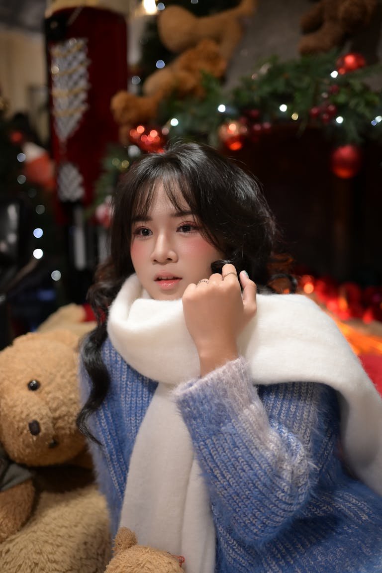 Cute Christmas Makeup Looks (Soft Glam + Holiday Glow)