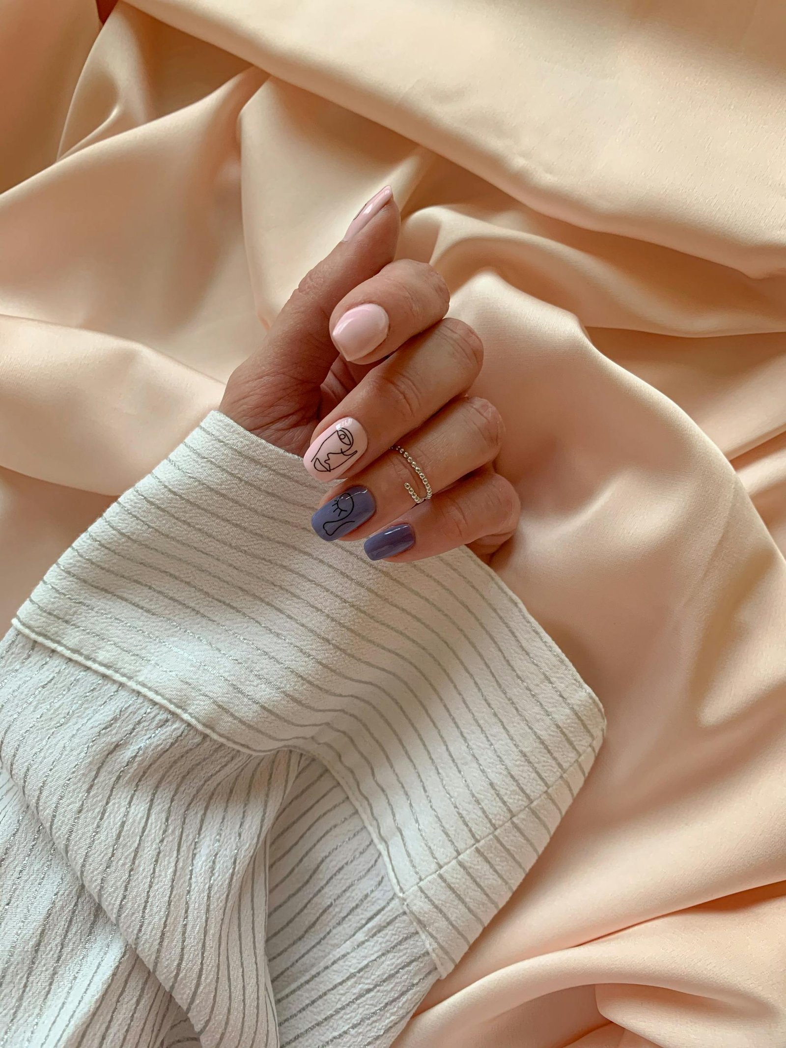 30 glazed donut nail ideas for 2026 - Hailey Bieber pearl chrome and shimmer nail art